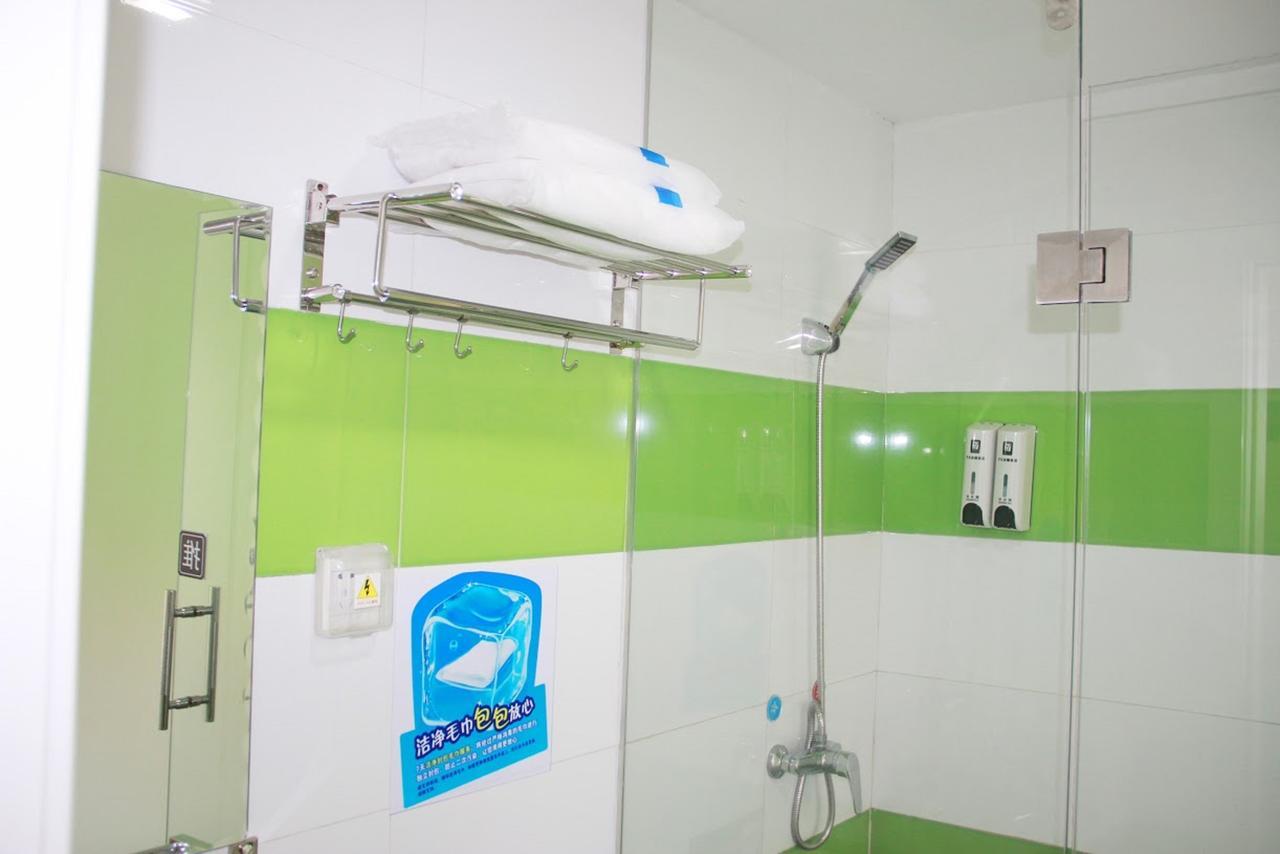 7Days Inn Shenzhen Airport New Terminal Экстерьер фото